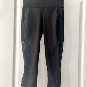 Lululemon Black Capri Length Leggings-Size 4-6